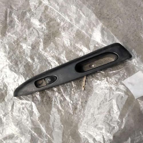 奇瑞QQ3电动左后门扶手盖Q3黑色拆