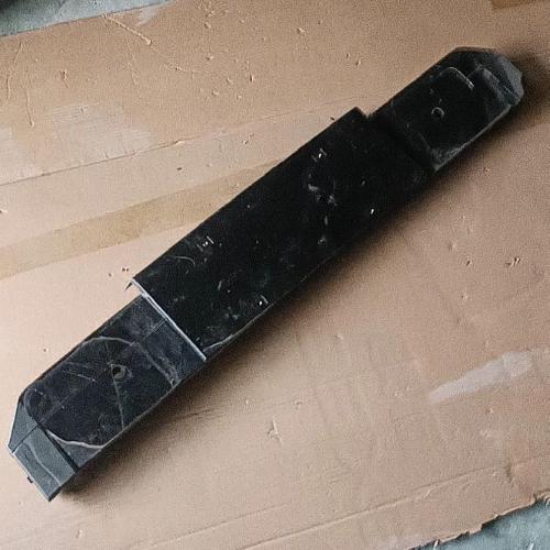 奇瑞瑞虎8前牌照安装板T18Y带雷达孔
