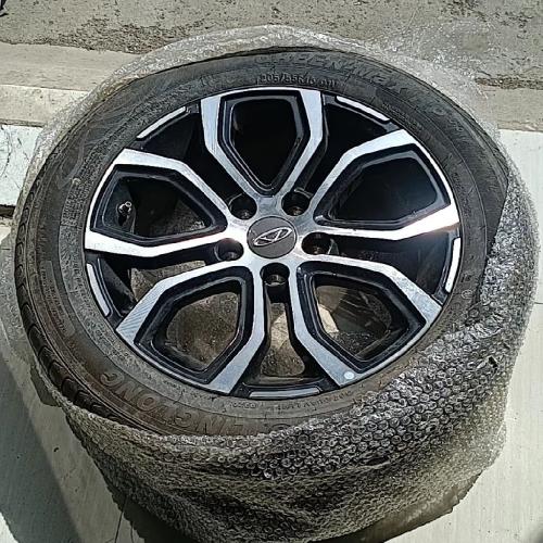 奇瑞瑞虎3x轮胎铝圈3X205/55R16