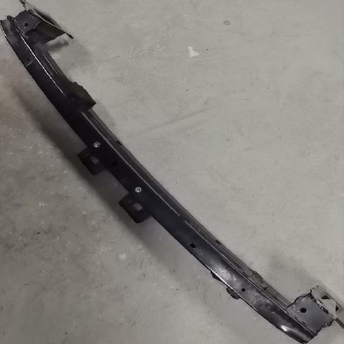 奇瑞20款瑞虎7前杠横梁