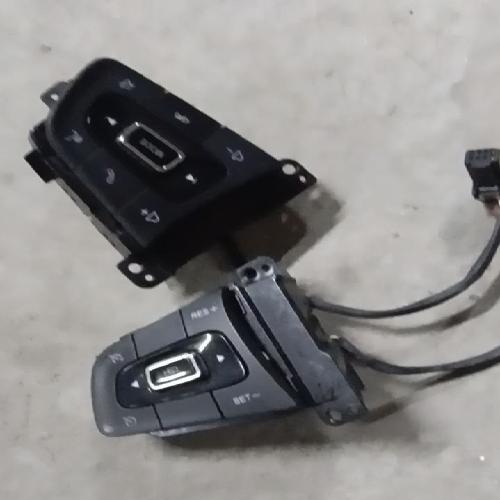 奇瑞19款瑞虎7方向盘按键T15Y19款