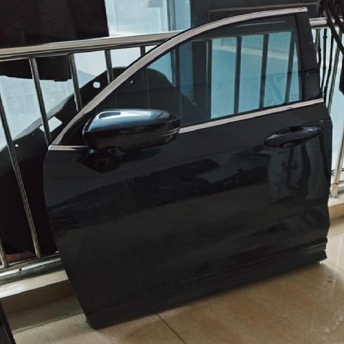 星途追风左前车门LX蓝色