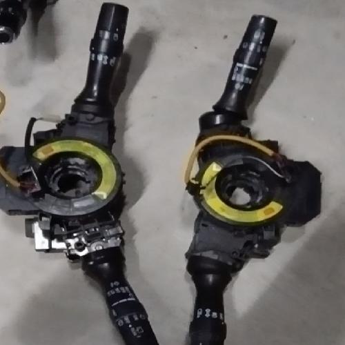 奇瑞凯翼X3雨刮组合开关X3Y